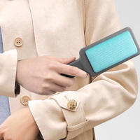 2Pcs Clothes Lint Remover Tool Static Hair Brush Pet Sticker Removing Cleaner for Home Travel Use Durable Reusable