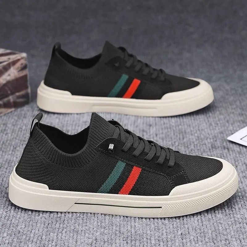 Zapatillas de deporte informales para hombre, zapatos de trabajo antideslizantes transpirables, zapatillas de deporte a la moda para caminar al aire libre, zapatos planos para monopatín, otoño 2025
