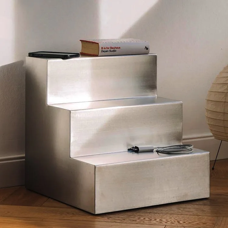 Clothing store water table display table stainless steel trapezoidal middle island table bag shoe display stand glaze sealing