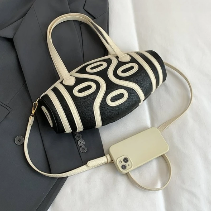 

Hand-held Shoulder Bag Black White Color Matching, Personalized Fashion High Value and Chic Women's Cross-body Ethnic Style Bag