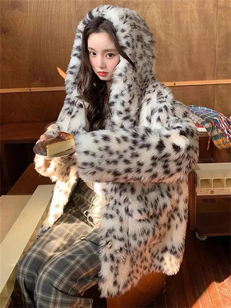 S-9XL Winter Warm Open Stitch Loose Plush Jacket Women Faux Fox Fur Black Dot Leopard Coat With Hat Ladies Thick Short Overcoat