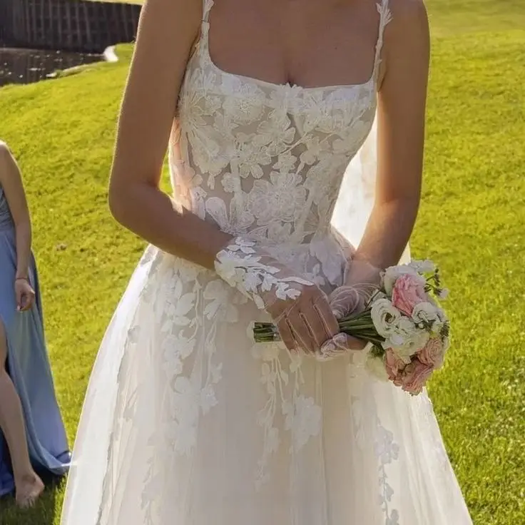 Fairy Garden ชุดแต่งงานดอกไม้ลูกไม้ Appliques A-Line Ivory Tulle ชุดเจ้าสาวยาวสายรัดแขนกุด vestidos ที่กําหนดเอง