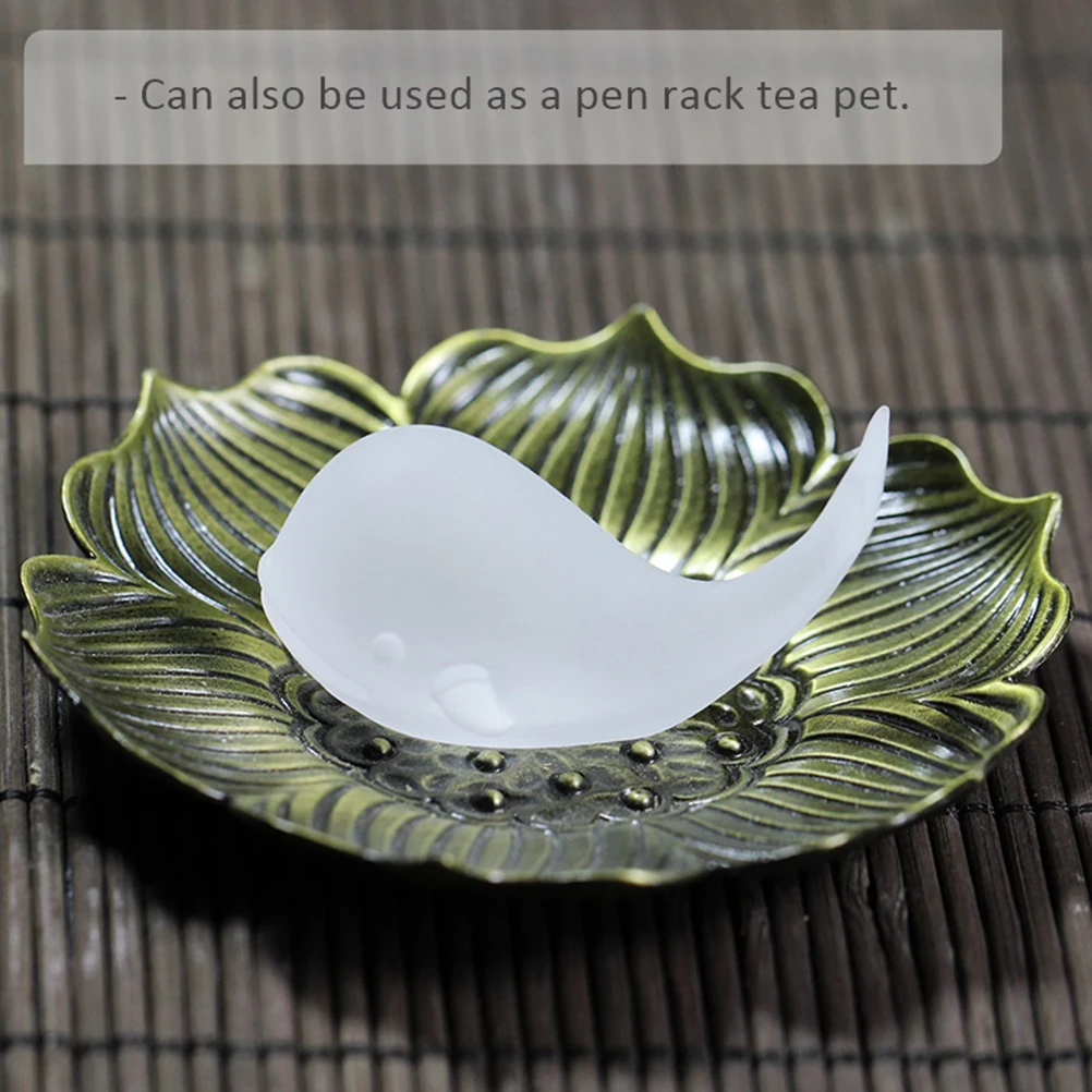

Glass Whale Tea Pet Ornament Unique Little Glass Whale Table Ornament Pen Holder Home Decoration Gift for Tea Table Holiday