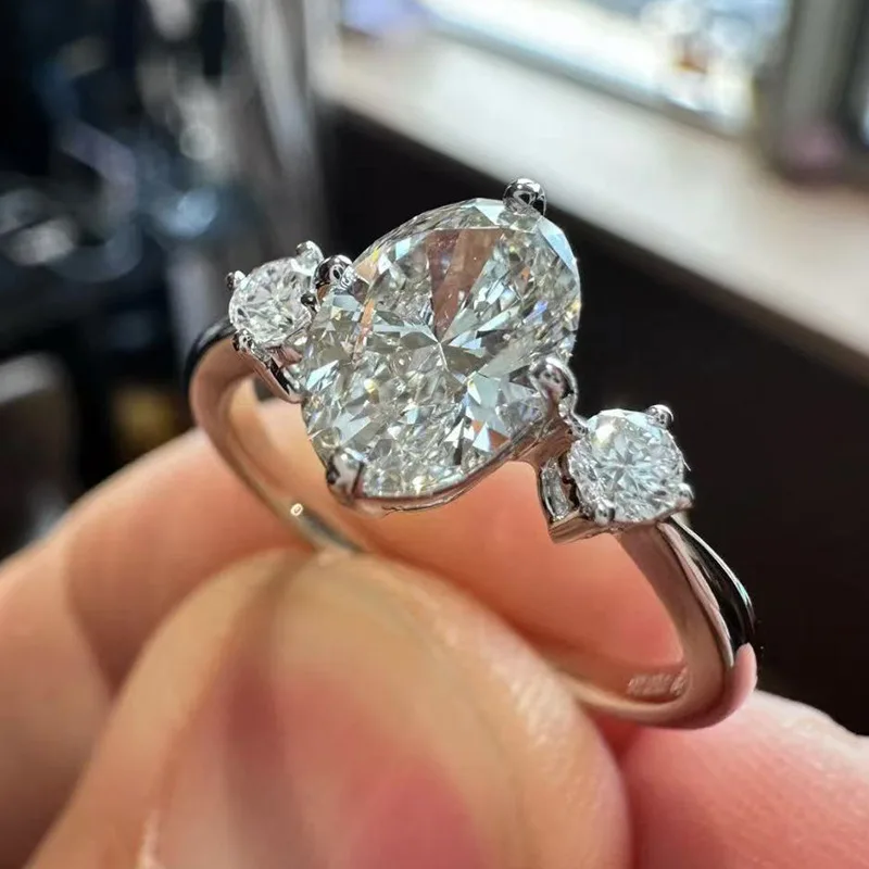 2CT Oval Moissanite Wedding Rings for Women Sterling Silver Plated 18k White Gold Eternity Band Moissanite Promise Ring for Her