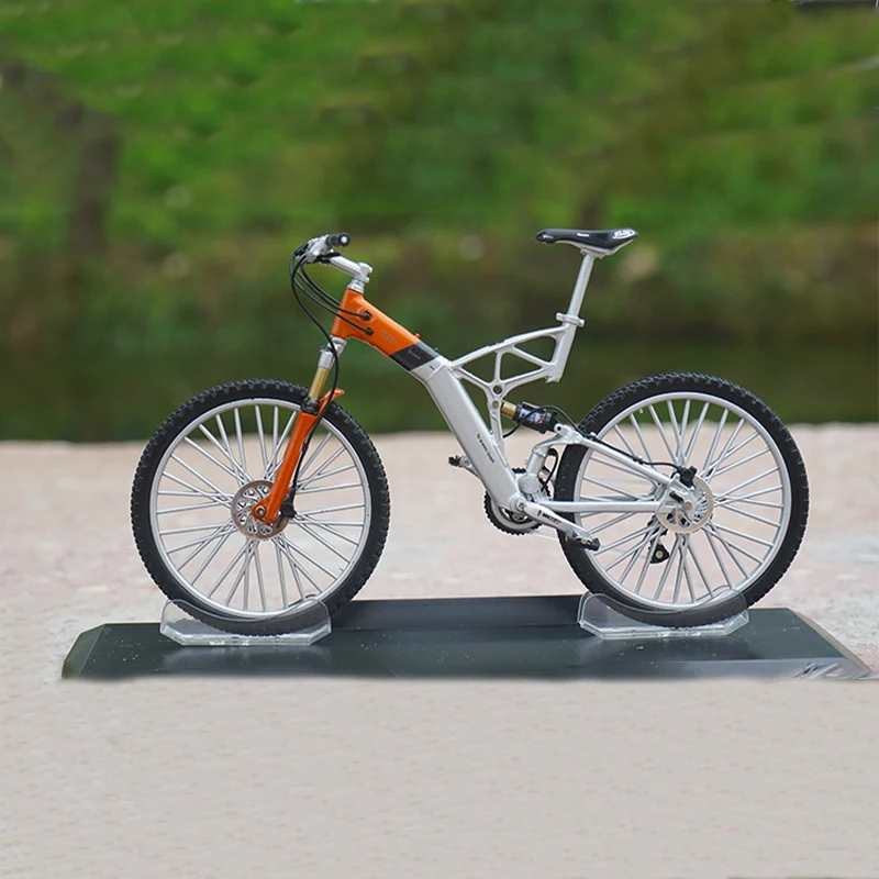 1:10 Scale BMW Simulation Alloy Bike Model Road Mountain Bicycle Static Display Souvenir Decoration Toy Gift