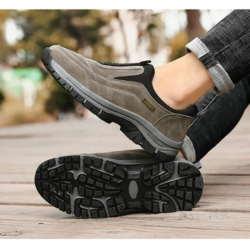 

Men's Outdoor 2026 fashion comfortable flat walking shoes for men non-slip casual sports wear-resistant hiking