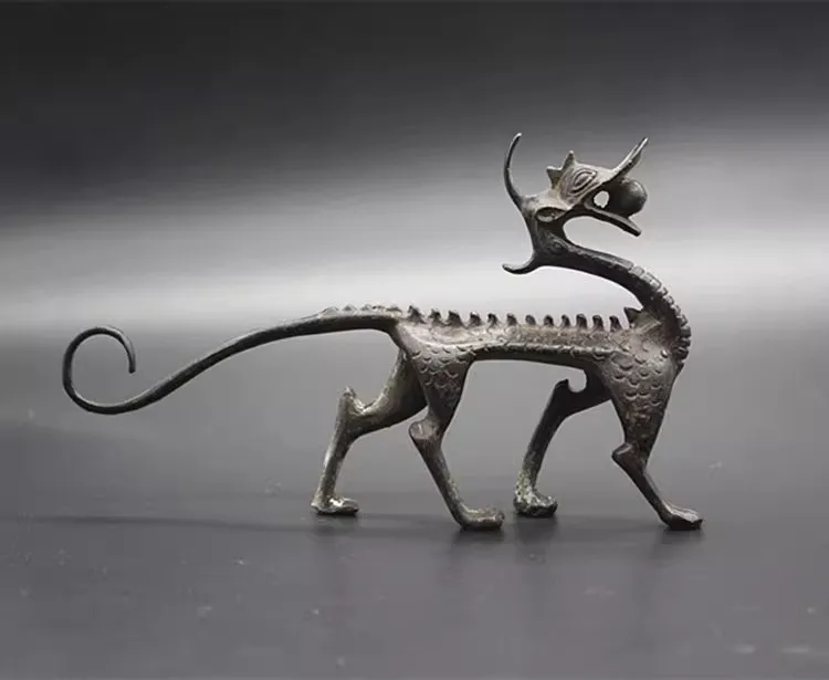 Old Chinese Bronze Carved Luck Dragon Statues