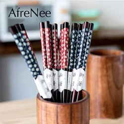 2/5 Pairs Cherry Blossom Chopsticks Natural Wooden Reusable Black Japanese Sushi Chop Sticks Set for Chinese Food