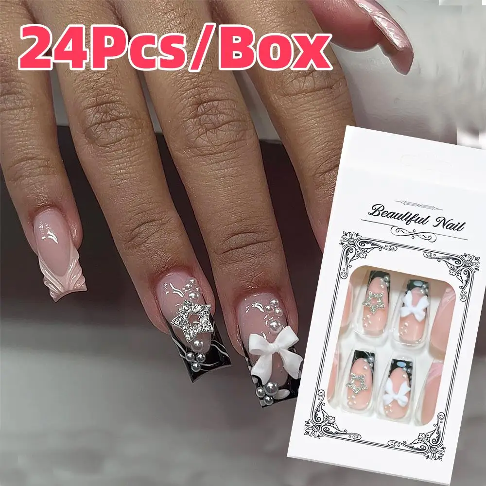 24 Stück 3D weiße Perle Schleife Französisch gefälschte Nägel Y2K Stern Charms handgemachte Presse auf Nagel schwarzer Rand Design koreanische falsche Nagelspitzen TD