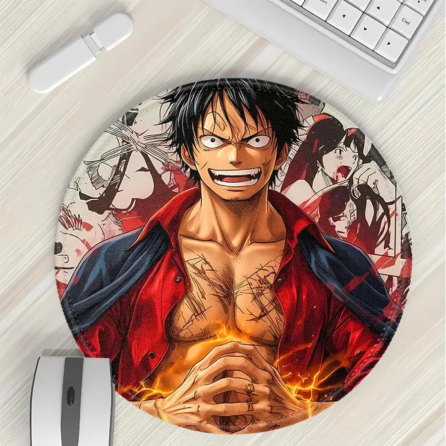

Коврик для мыши с изображением аниме One Piece, 1 шт., аксессуары для рабочего стола, коврик для клавиатуры и мыши, офисный коврик, коврик для игровой консоли, коврик для компьютера и ноутбука, оверлок.