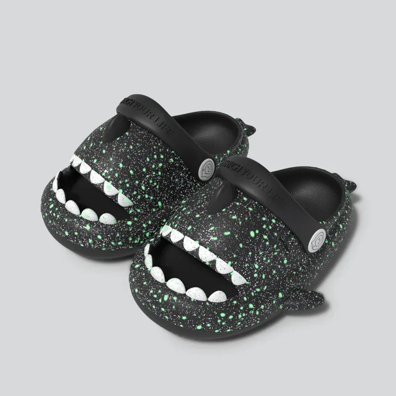 Shark Slippers children Flip Flops Home House Cloud Summer Beach Clapper Sandal Non Slip Shoe Sharky Slides Rubber Original new