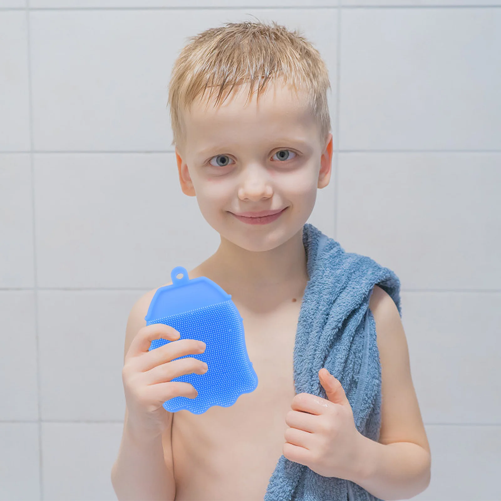 

Silicone Shower Brush Exfoliating Cleansing Tool for Soft Skin Friendly Bath Scrubber with Hole Design for Easy