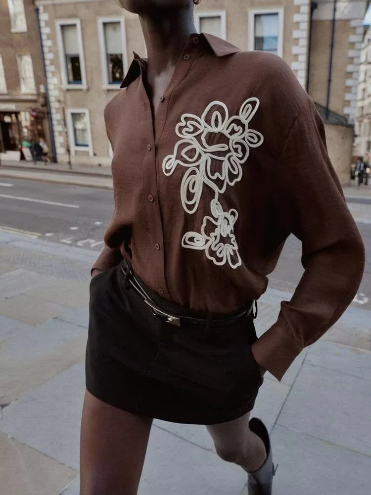 ファッショナブルでスイートなカジュアルな花柄テクスチャの新作レディース服、2025年秋、エスニックステージ衣装、プレミアムレディース