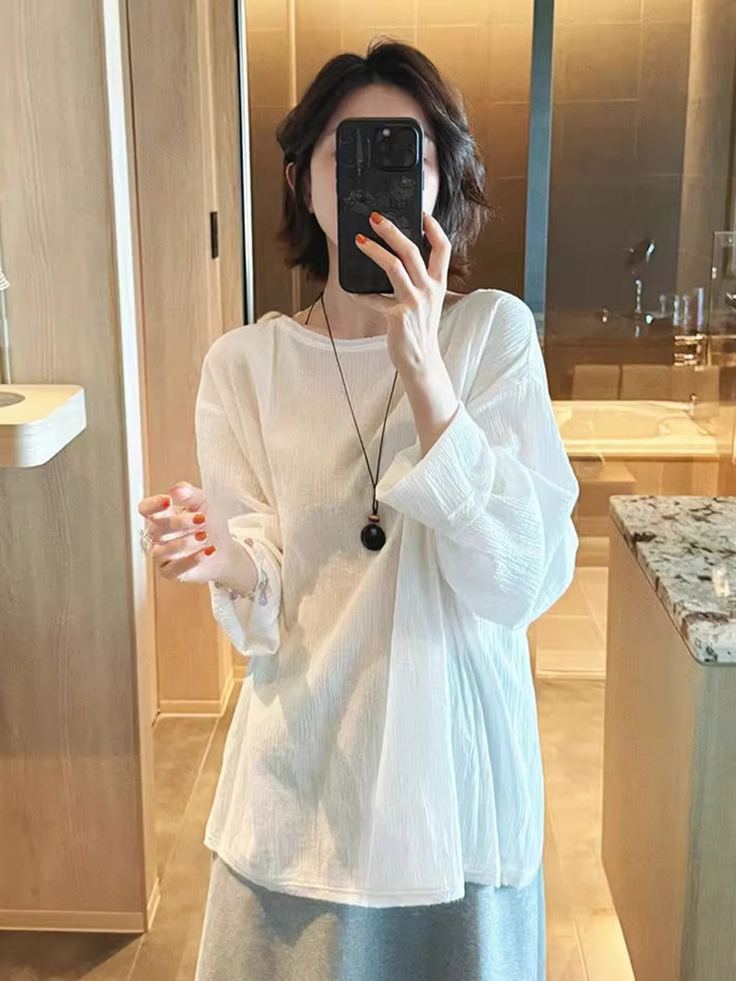 Lekka, luźna, dzianinowa koszulka chroniąca przed słońcem, codzienna, z długim rękawem, okrągły dekolt, jednolity kolor, oddychająca, modna letnia bluzka.