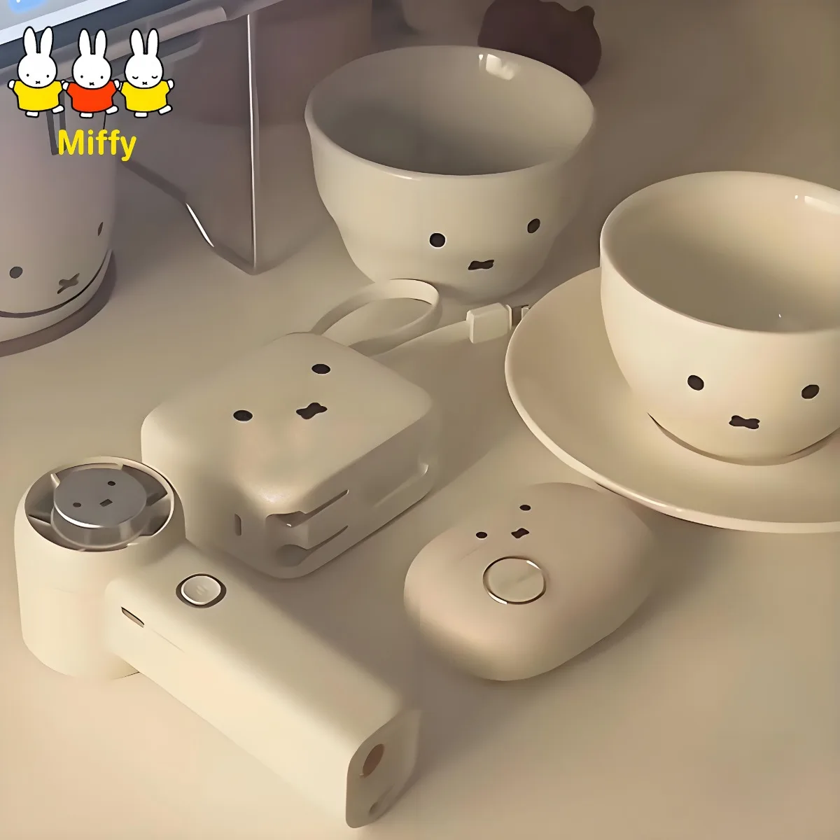 Kawaii Miffy Rabbit Emoji креативные наклейки милые и бесследные мультяшные наклейки Diy Cup Pinching забавные наклейки для свободного прилипания