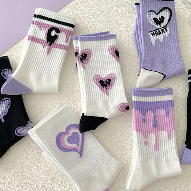 5/10 Pairs النساء على شكل قلب مطبوعة منتصف جوارب أنبوبية الربيع الصيف امتصاص العرق تنفس لينة مريحة جوارب غير رسمية