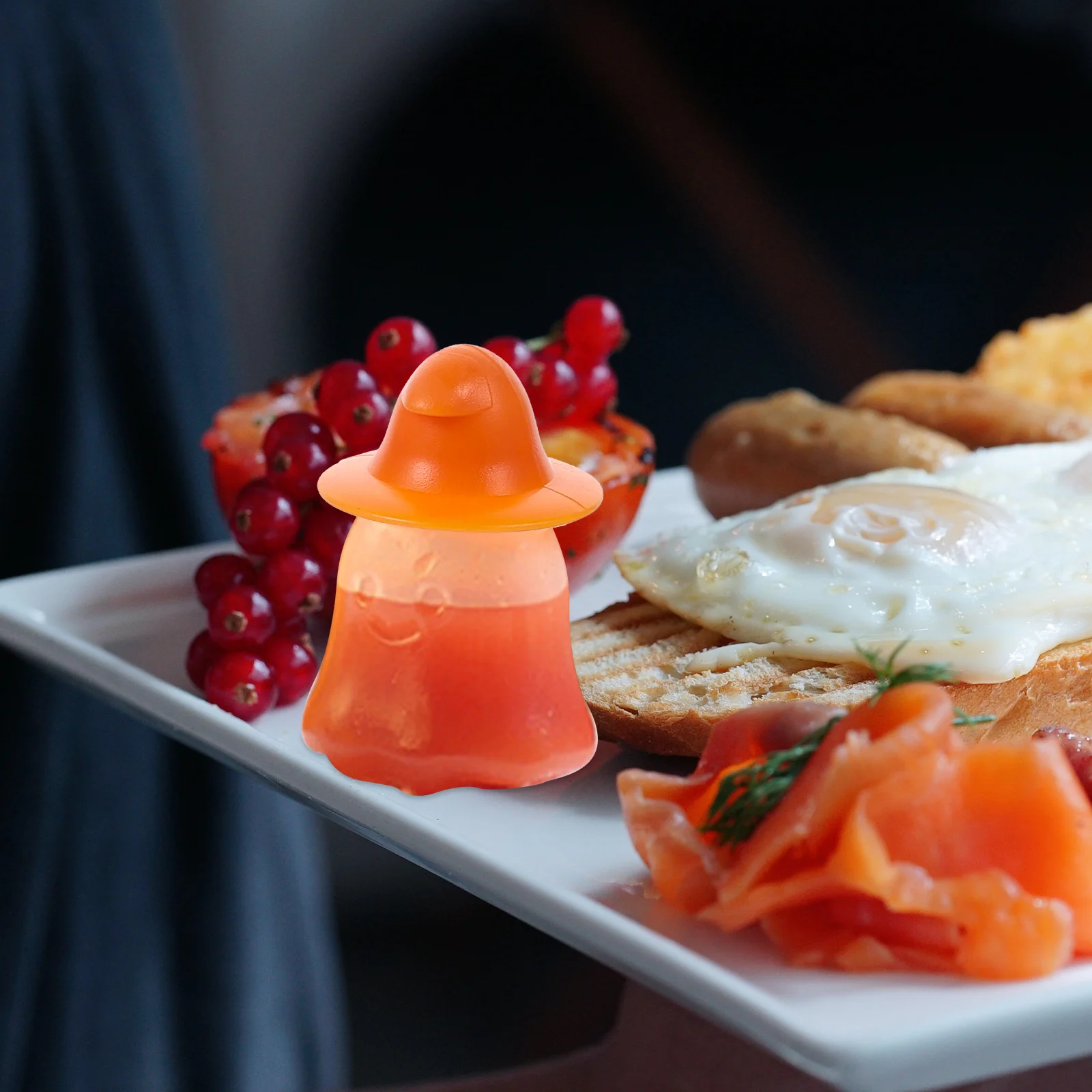 

4pcs Mini Condiment Bottles Clear Small Sauce Containers With Lids For Kitchen Dining Picnic Travel Storage Reusable Leakproof