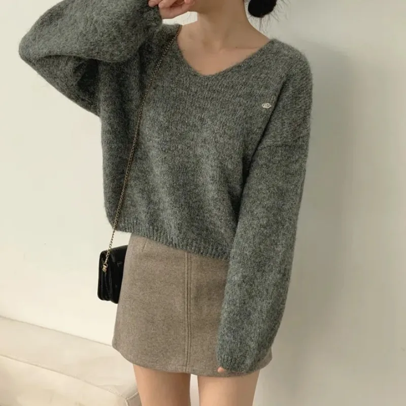 Spring 2026 Lazy Sle Loose V-Ne Furry Knitted Sweater Casual Simple Women's Top Polyester Fiber Lantern Sve Hoodie