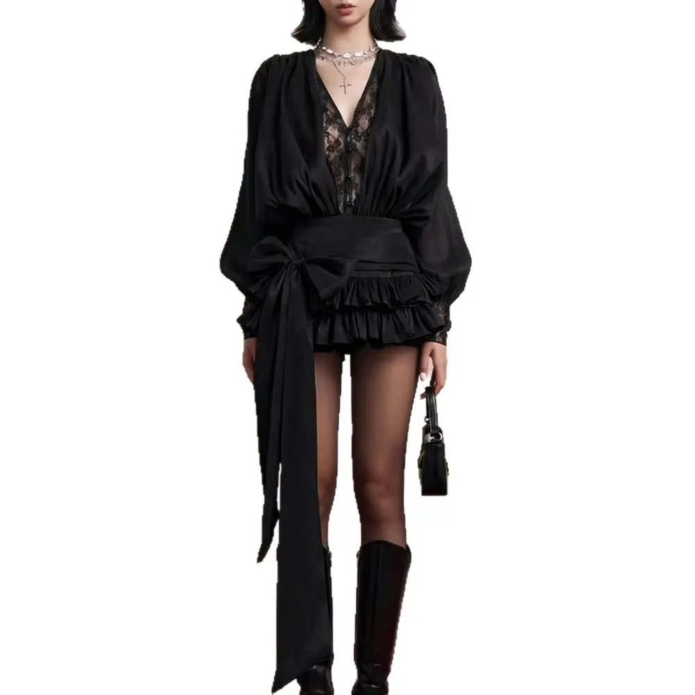 

Fashion Bow Lace-up Beautiful Lace Spliced Lantern Sleeve Shirt + High Waist Cake Shorts Two Piece Set Spring New Outfit Women