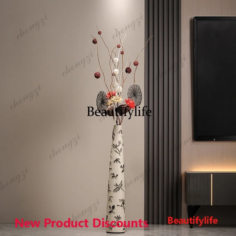 03 minimalist TV cabinet next to the large vase ornament living room floor high home decoration