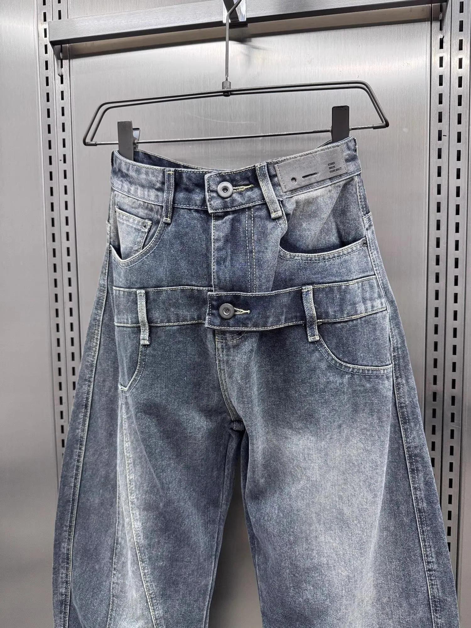 

Повседневные винтажные джинсы с декоративными вставками для мужчин, свободный крой, износостойкие, из полиэфирного волокна, легкие в уходе, для зимнего сезона