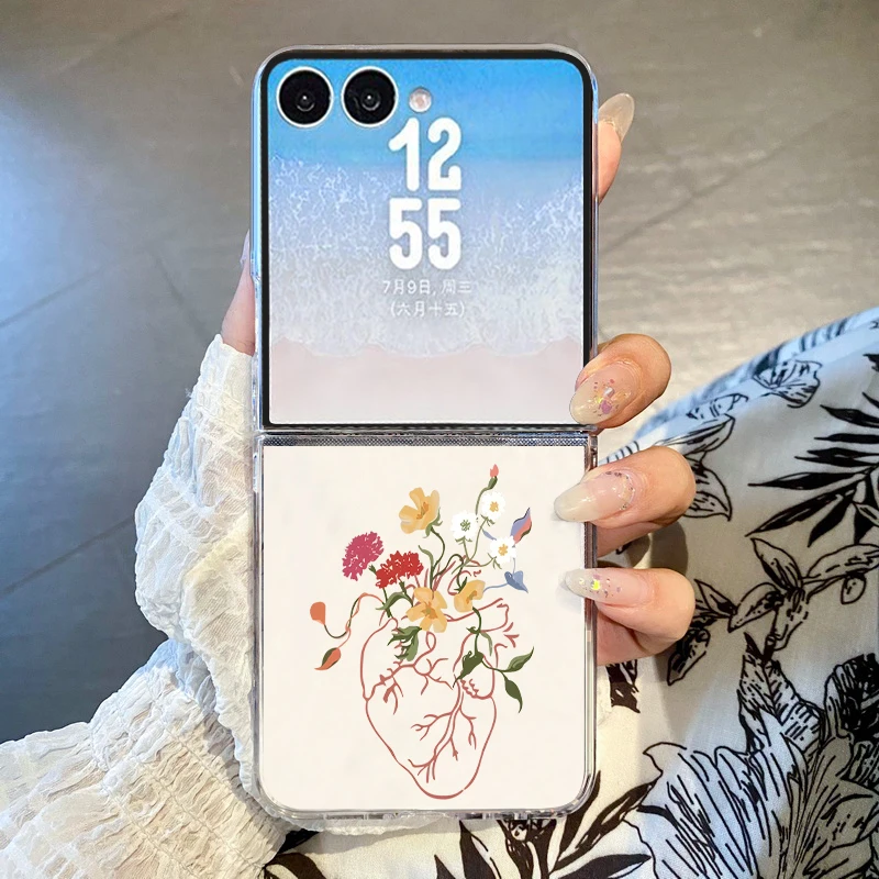 Heart Flowers Print Phone Case For Samsung Galaxy Z Flip 8 7 FE 6 5 4 3 5G Hard PC Folding Clear Cover For Samsung Z Flip7 Flip8