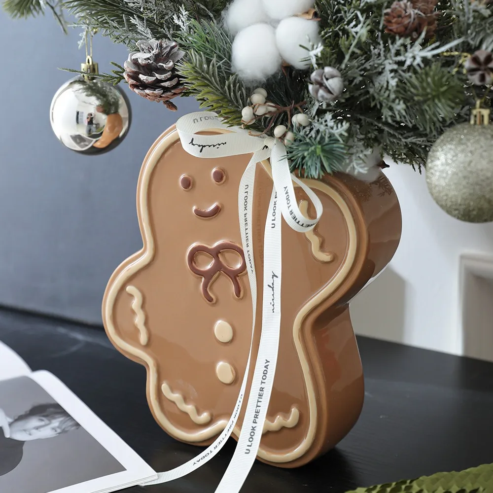 Nordic Ins Gingerbread Man Ceramic Vase Ornaments Living Room Bedroom Flower Arrangement  Vases Christmas Decoration Accessories