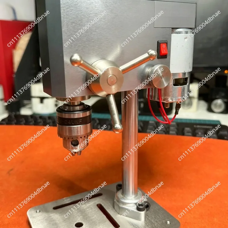 Miniature Bench Drill, Multifunctional Mini Bench Drill DIY Desktop Drilling Machine