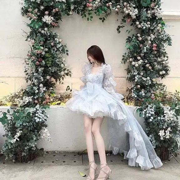 Cerimonia di laurea ad alto senso con abito lungo stile francese Lolita