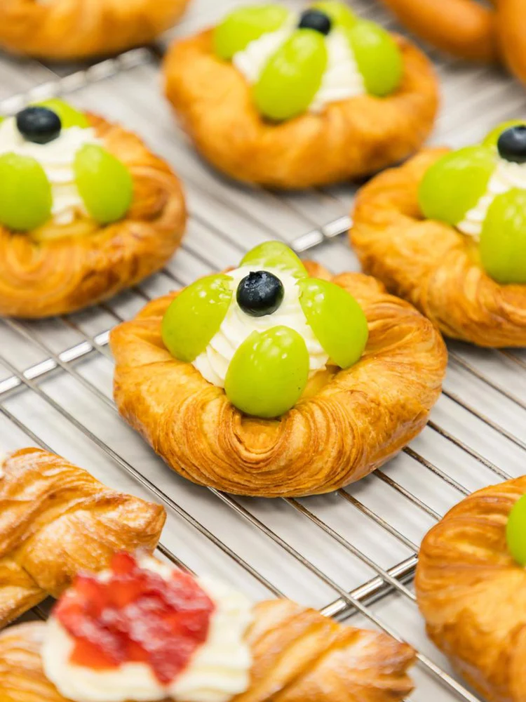 

Автоматическая термоусадочная упаковочная машина для пленки с туннельным нагревом и функцией запайки