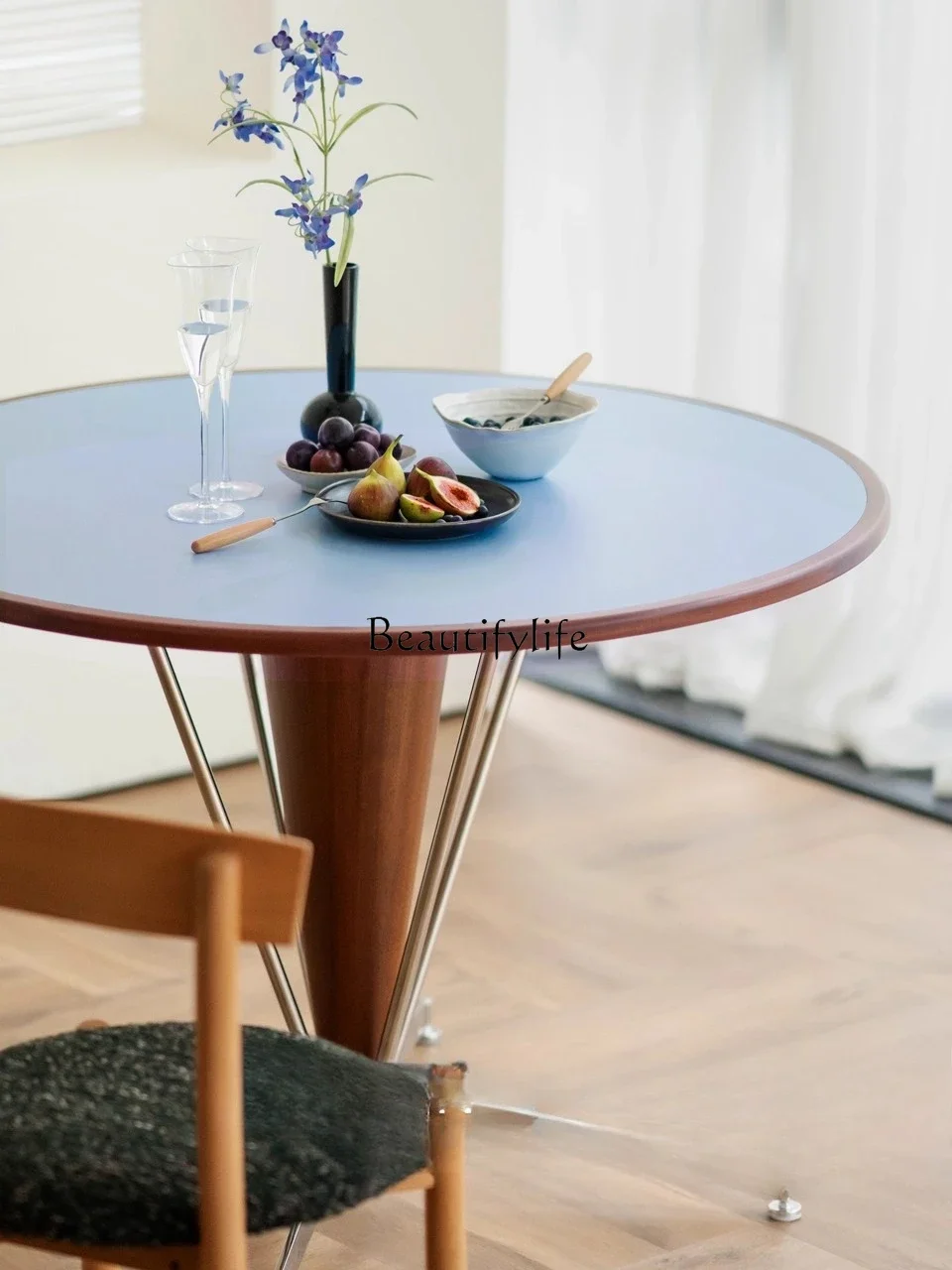

yj7 Round table retro solid wood small apartment dining table medium ancient solid wood anti-scratch household