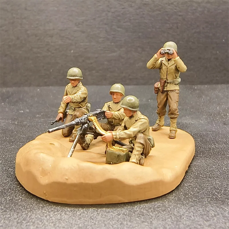 

Масштабная модель 1/72: Набор из 4 фигурок американских солдат-командиров с пулеметами M2, окрашенные, из смолы. Аксессуар для сборки сцен, коллекционные игрушки для фанатов.