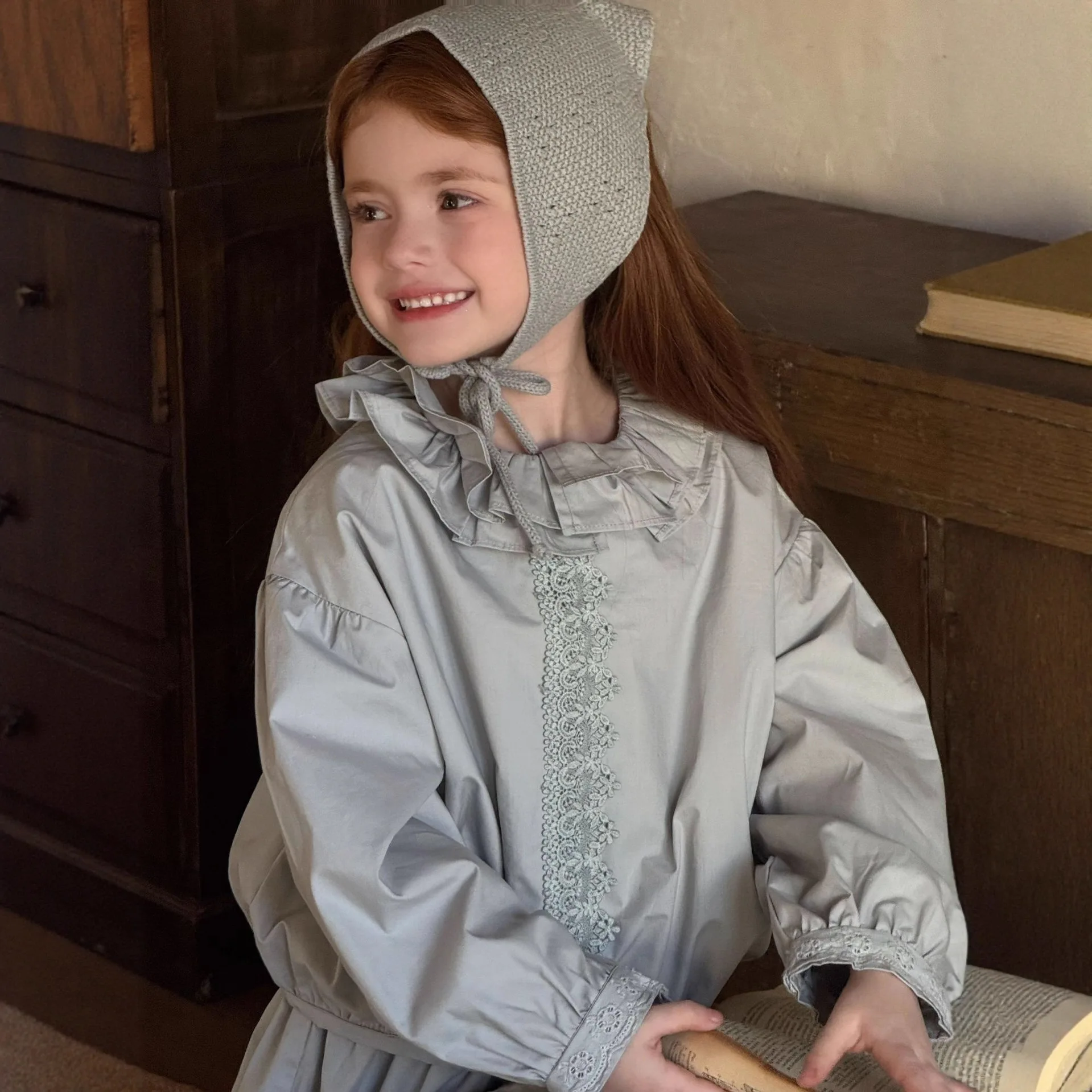 

2025 Autumn/Winter New Children's Clothing Korean Girls' Thickened Cotton Inner Set Children's Retro Lace Set