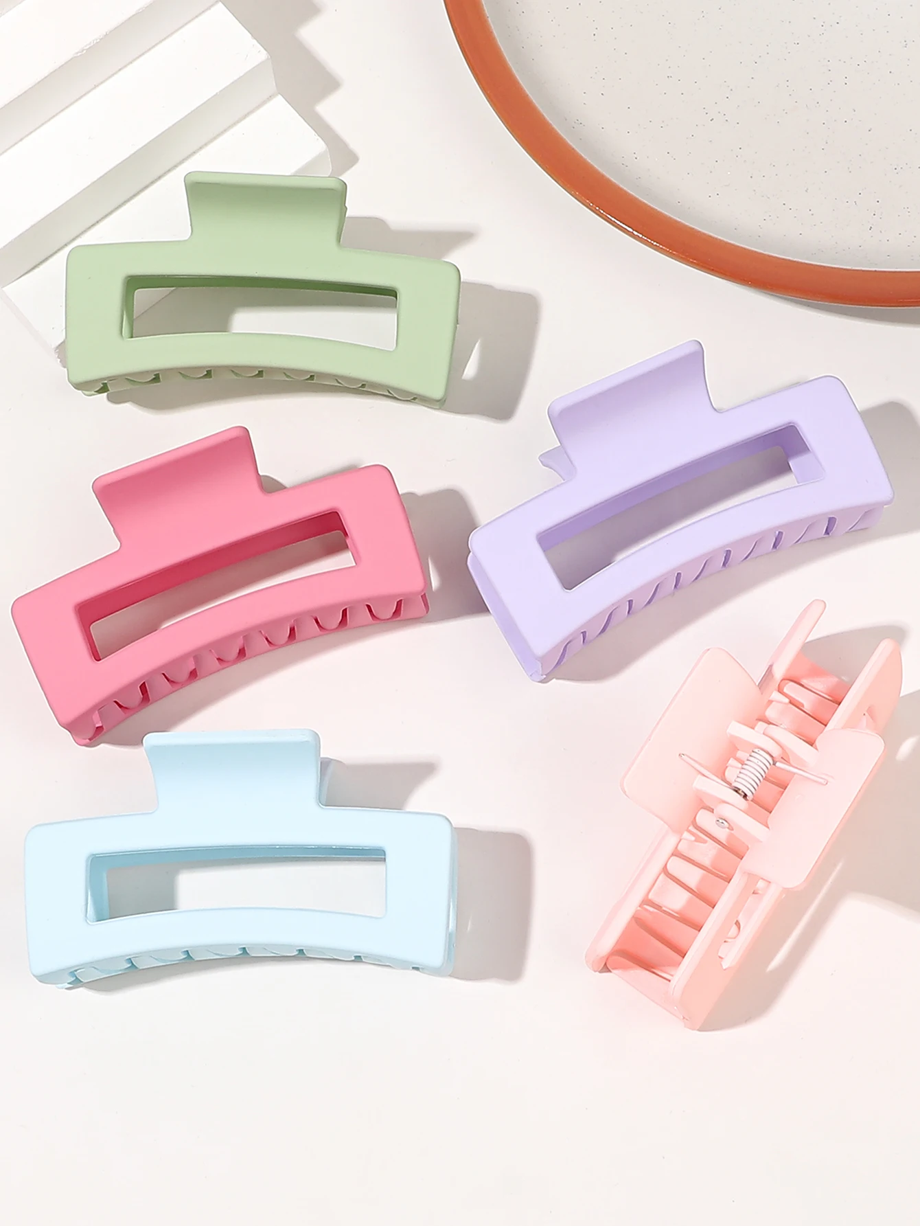 Thumbnail 4 - #47 Best Claw Clips to Buy In 2026