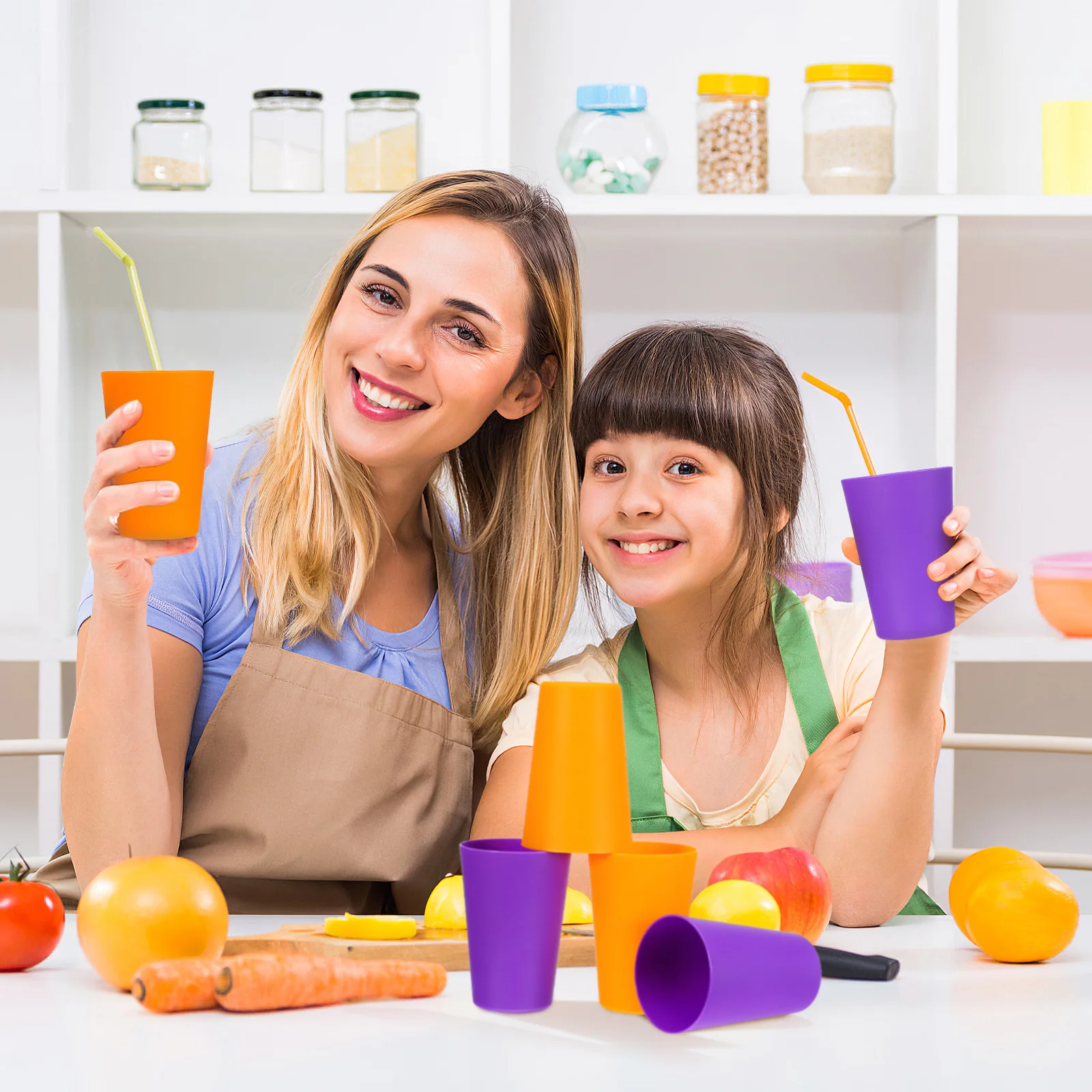 12 قطعة كوب ماء بلاستيكي متعدد الوظائف كوب للشرب للاستخدام المنزلي خفيف الوزن وقابل للتكديس بلون سادة متنوع