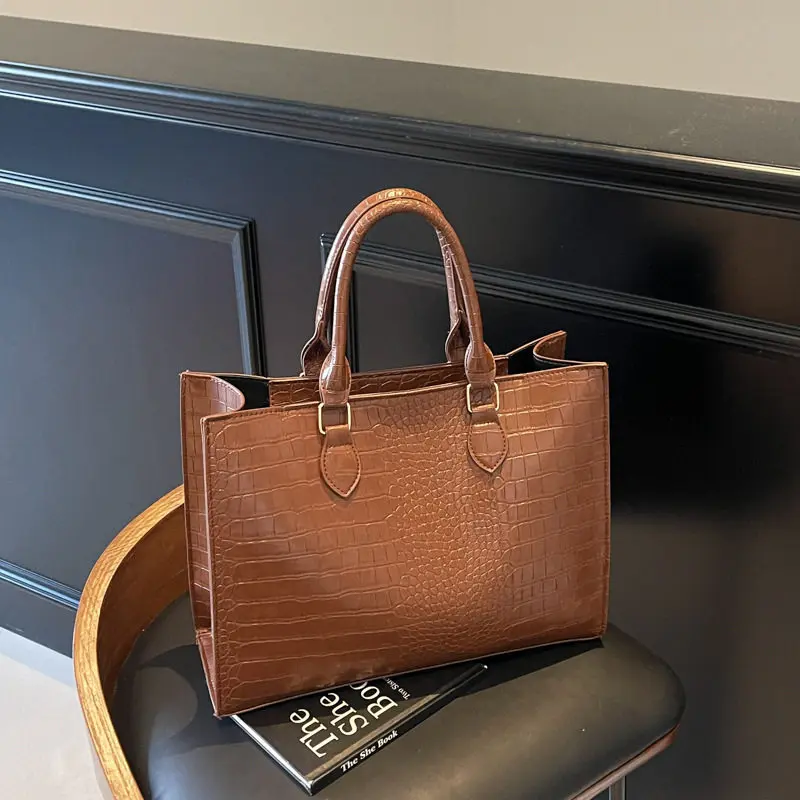 

Spring Summer 2025 Large Capacity Tote Bag Elegant Handbag Single Shoulder Bag Casual Crossbody Bag High Aesthetic Value Women