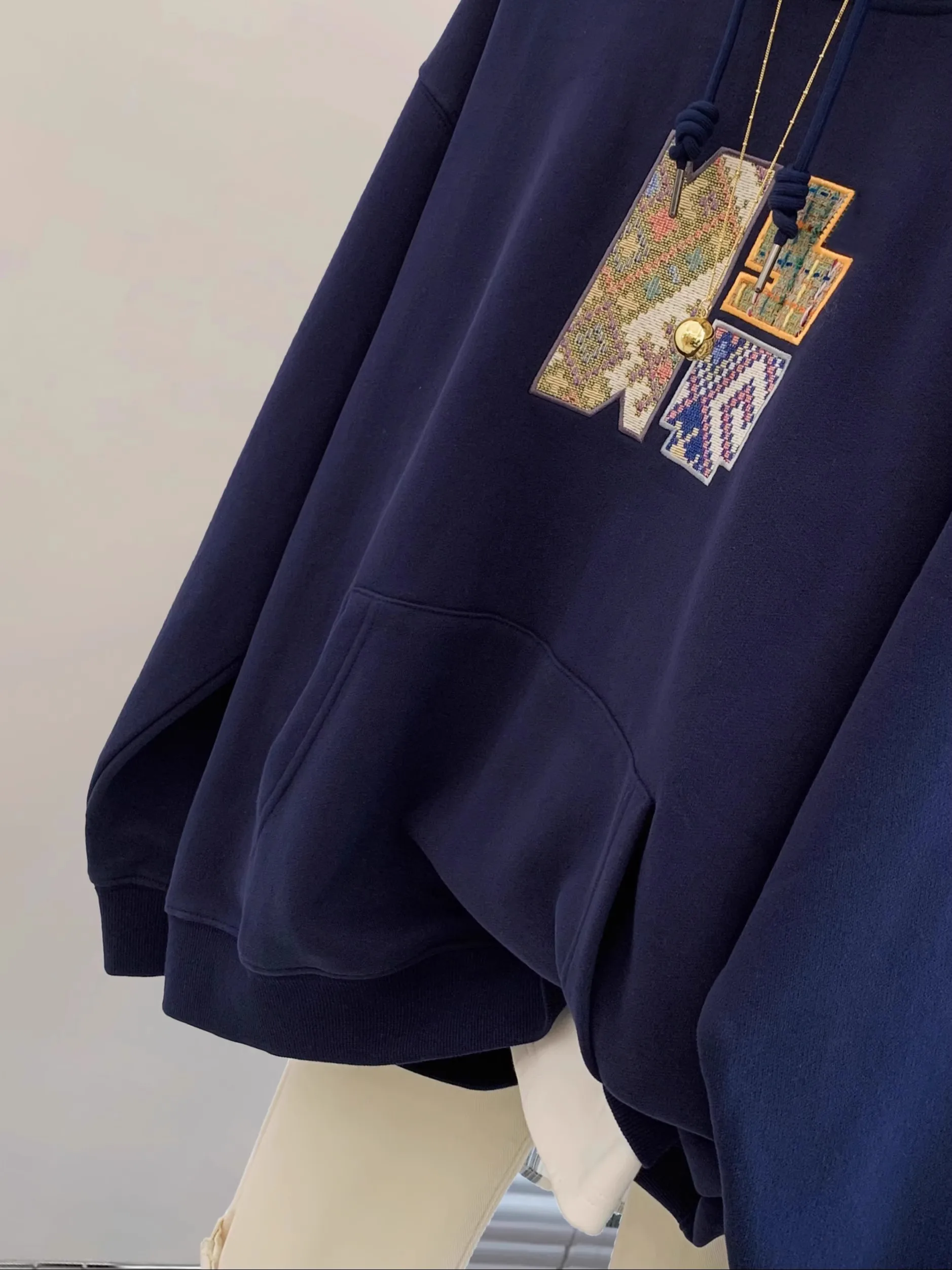 เสื้อฮู้ดไซส์ใหญ่สำหรับผู้หญิง 240 ปอนด์ 300 ปอนด์ แบรนด์สุดฮิต สไตล์เกาหลี แฟชั่นฤดูใบไม้ผลิ ฤดูใบไม้ร่วง เสื้อแจ็คเก็ตแขนยาว