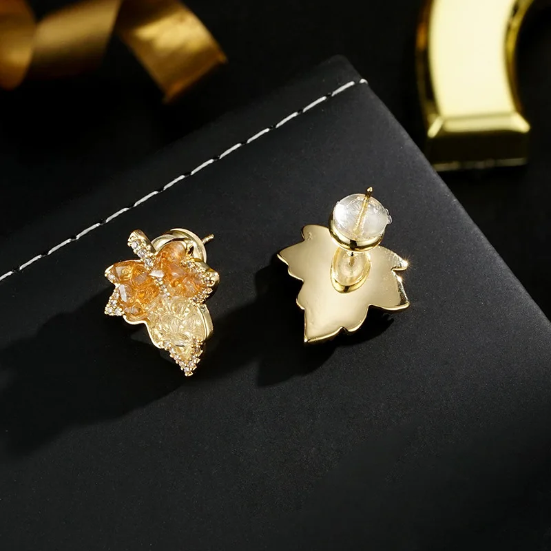 Vintage fashion classic maple leaf with orange crystal earrings studs for women‘s girl party gift jewlry whosale