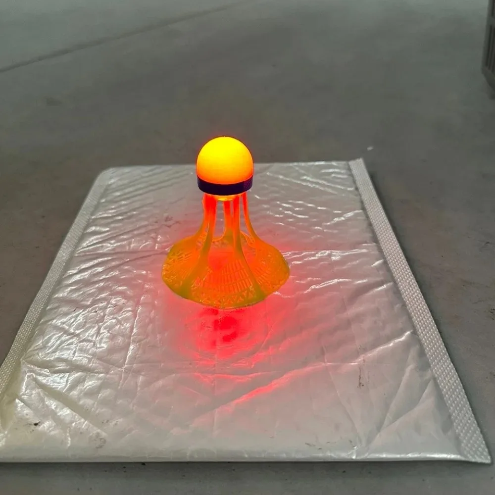 Pelota de Bádminton Luminosa Super Resistente al Viento, Pelota de Nailon Fluorescente Brillante para Exteriores con Luz, Irrompible para Jugar de Noche