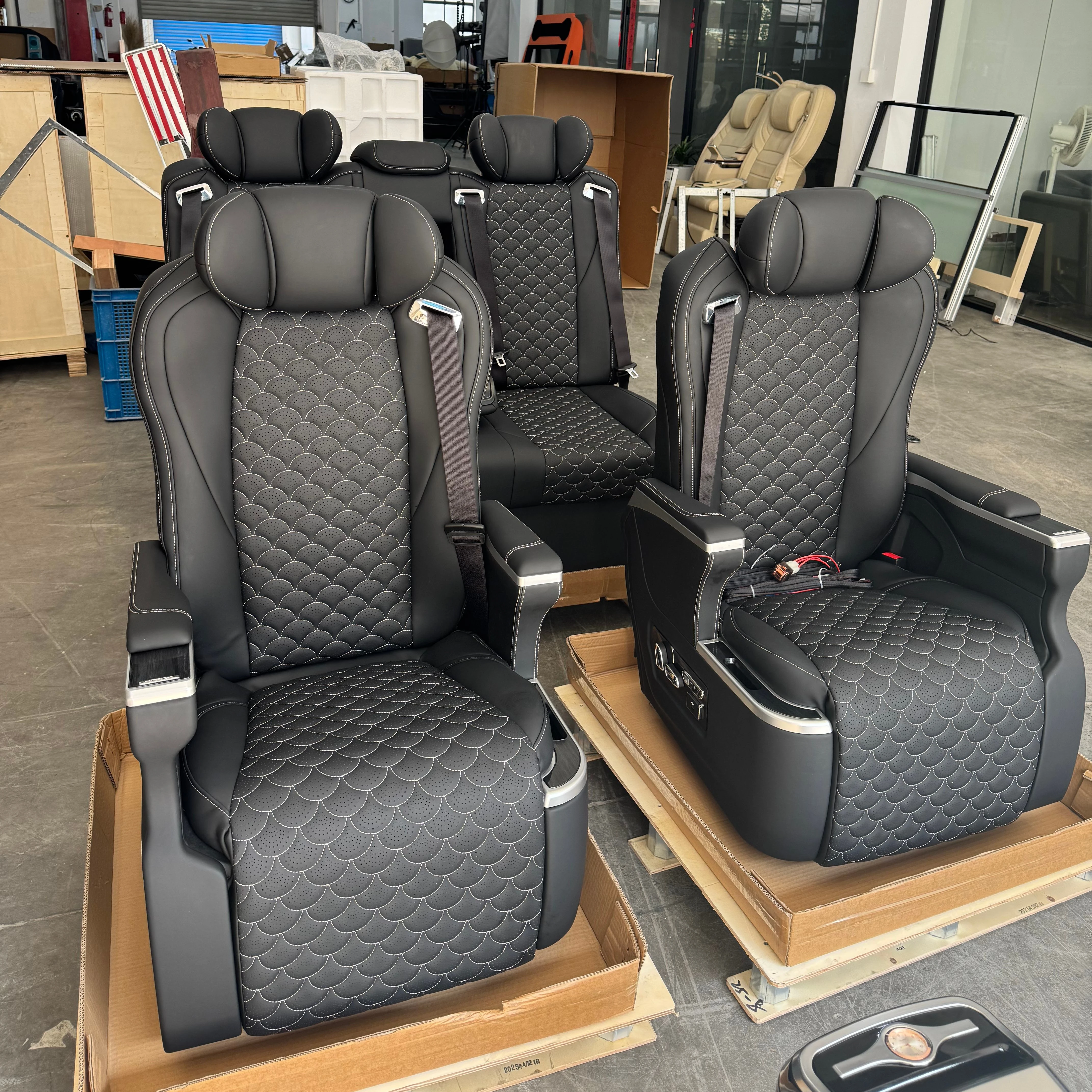 OEM Leather Car Seats for Vans High-End Modified with Custom Design & Replacement Accessories