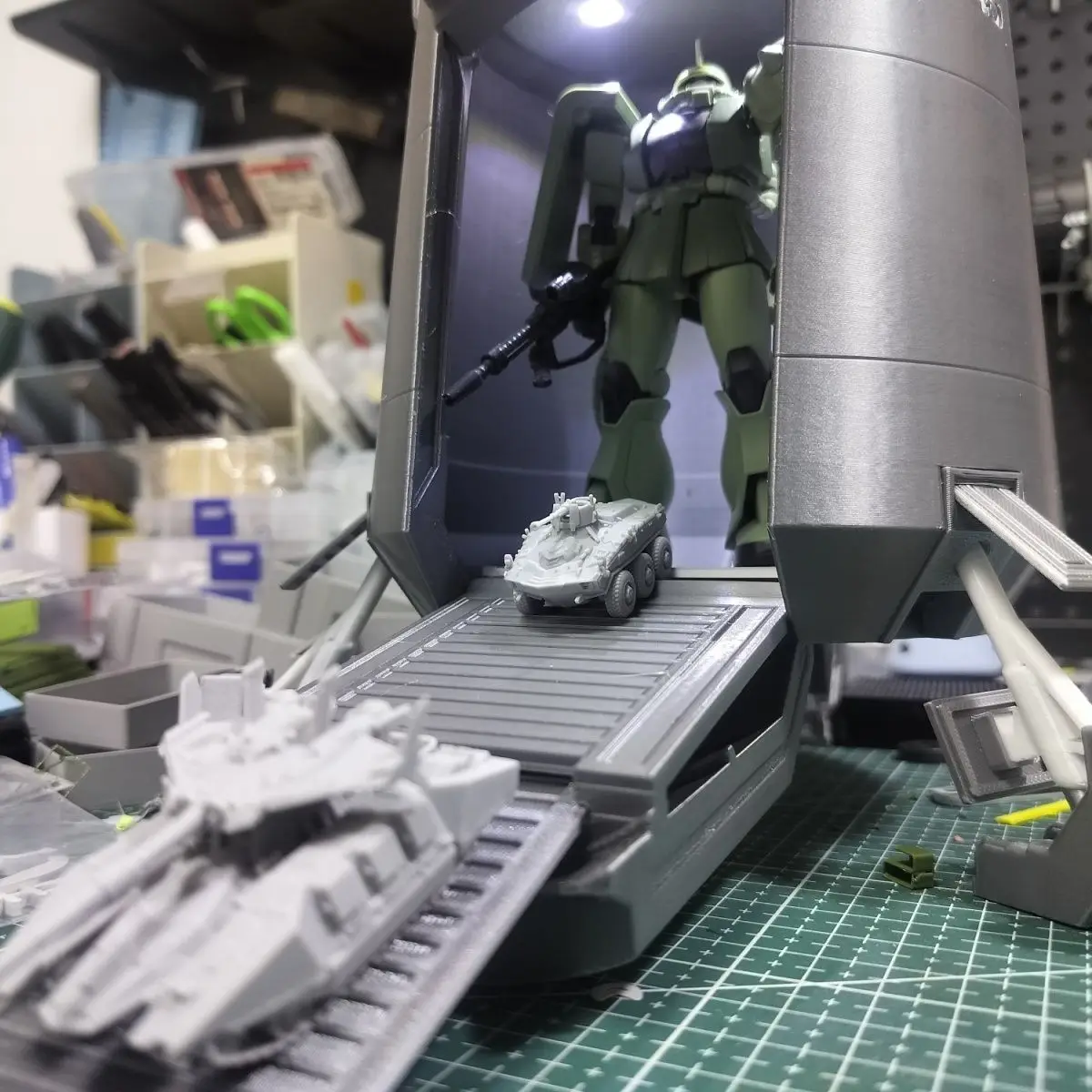 Zeon Airdrop Supply Pod Diorama Model, 1/144 Scale. New 3D Printed