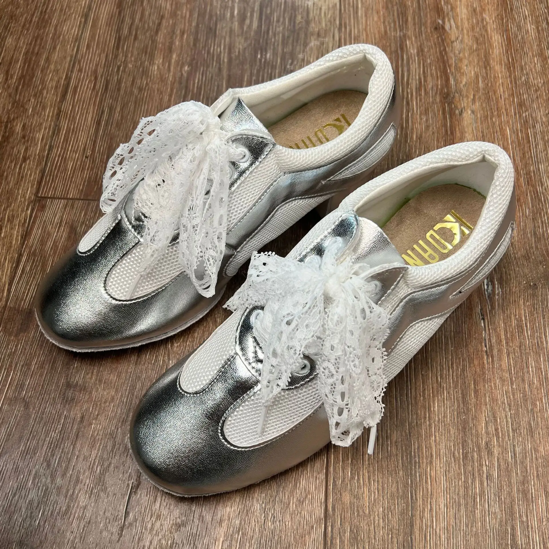 Silver Dance Shoes Practice Suede Insole Leather Soft Breathable Split Sole Women Latin Ballroom Dance Shoes 2025