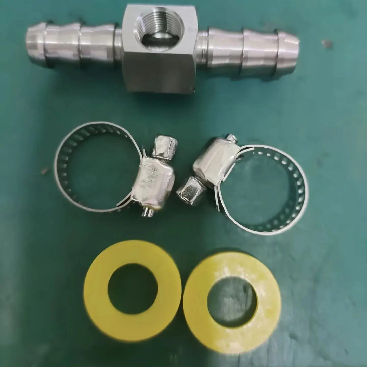 

High Quality 1/2 Inch Fuel Pressure Barbed T-Fitting Push Lock Adapter 304 Stainless Steel for Automotive