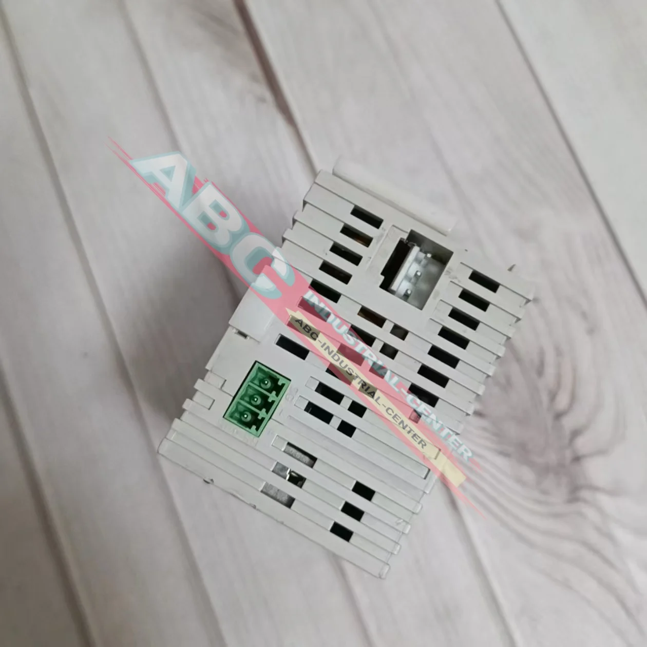 โมดูล PLC รุ่นใหม่ DVP32EC00R3 DVP32EC00T3