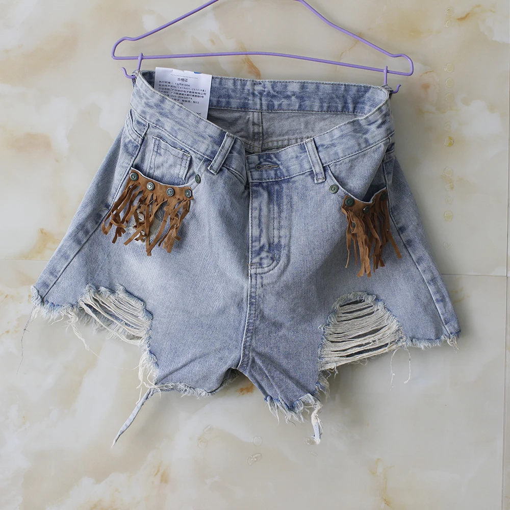 Hot girl fringe, frayed edge, ripped hole jeans, women's summer 2024 new retro slimming wide leg short pants