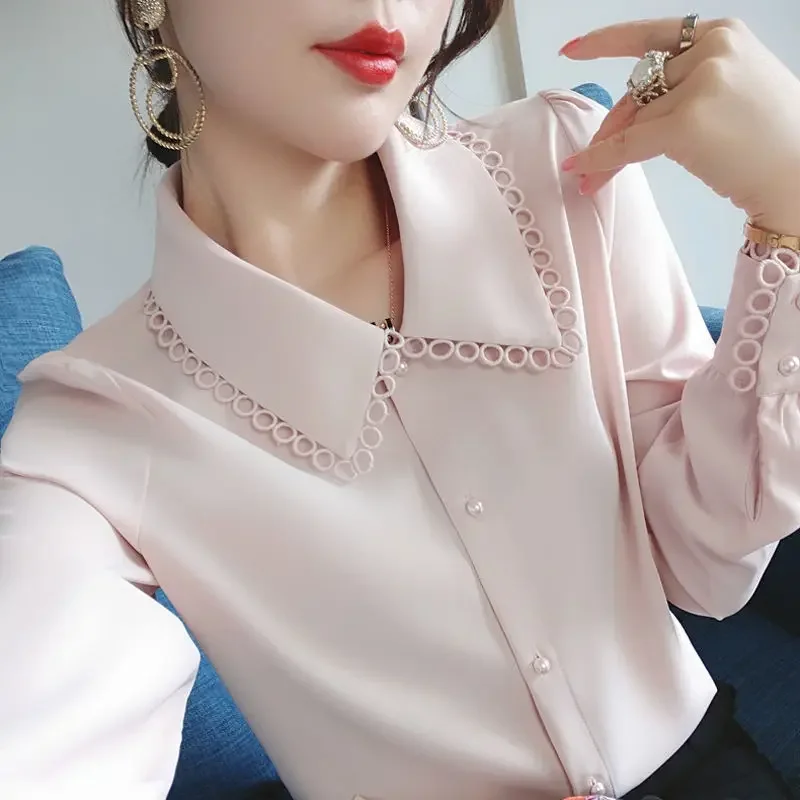 

2022 Spring Elegant Ring Patchwork White Chiffon Blouses Wweet Korean Office Female Long Sleeve Pearl Button Up Women Top Shirts