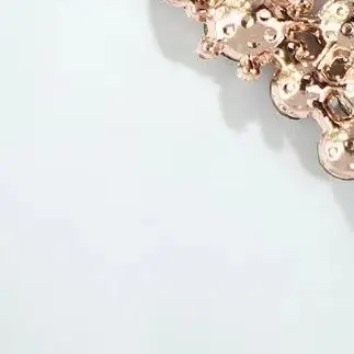 여성을위한 패션 절묘한 크리스탈 라인 석 꽃 브로치 의류 코트 쥬얼리 액세서리 선물