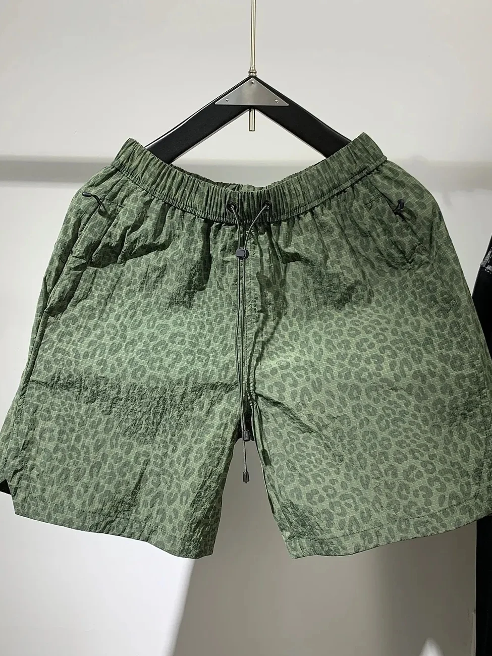 

Retro American Camouflage Leopard Print Qui Dry orts Summer Casual Beach Sports Men's Five-Quarter Pants mid Waist