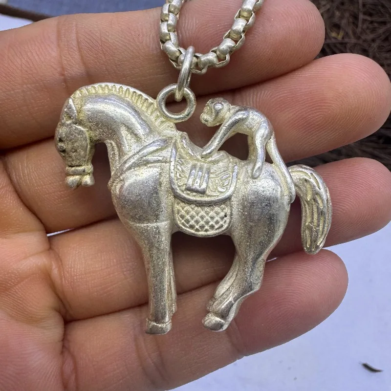 Vintage Horse & Monkey Amulet Necklace for Men Women, Chinese Mascot Pendant Symbolizing Instant Official Promotion