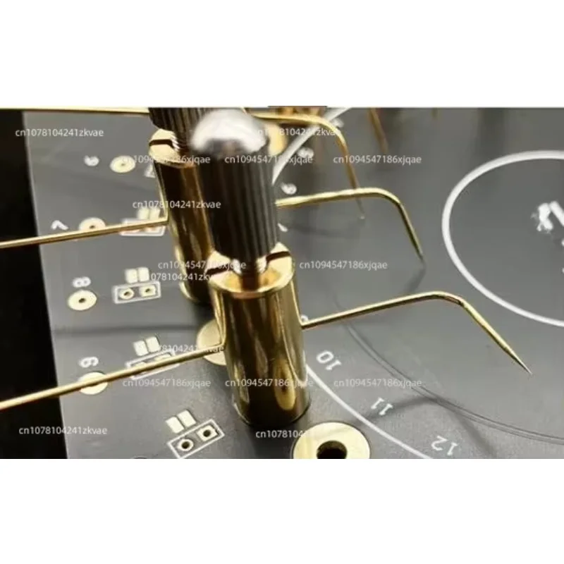 Alat Uji Elektronik Solid State Drive YZ005 untuk Perbaikan Data Probe, Debugging Chip, dan Pengaturan Waktu Jalur Terbang